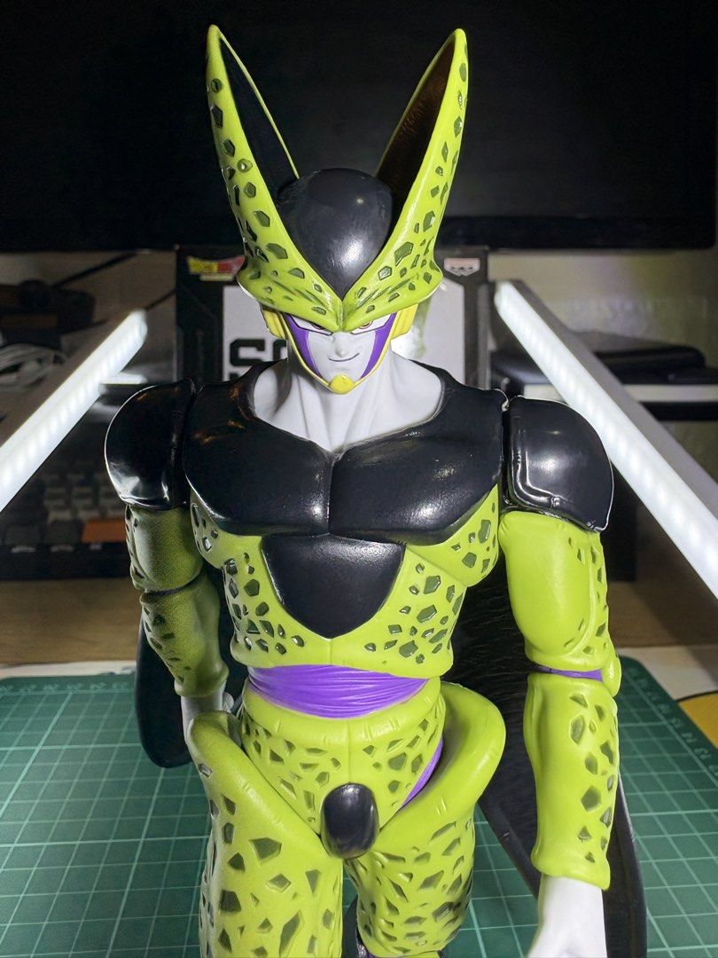Dragon Ball Z Solid Edge Works - Cell (Banpresto) BIB (Category: Figurines & Statues) located in Marikina City. Submitted by johncalvario (Listing ID 1448949185, Image 1). Description: Dragon Ball Z Solid Edge Works - Cell (Banpresto) Condition: BIB (Back in Box) ✅ Complete with original box ✅ Displayed only ✅ Figure is clean and well-maintained ✅ Box in good condition (see photos) ✅ No major scratches, cracks, or broken parts 📦 Inclusions: * Ce