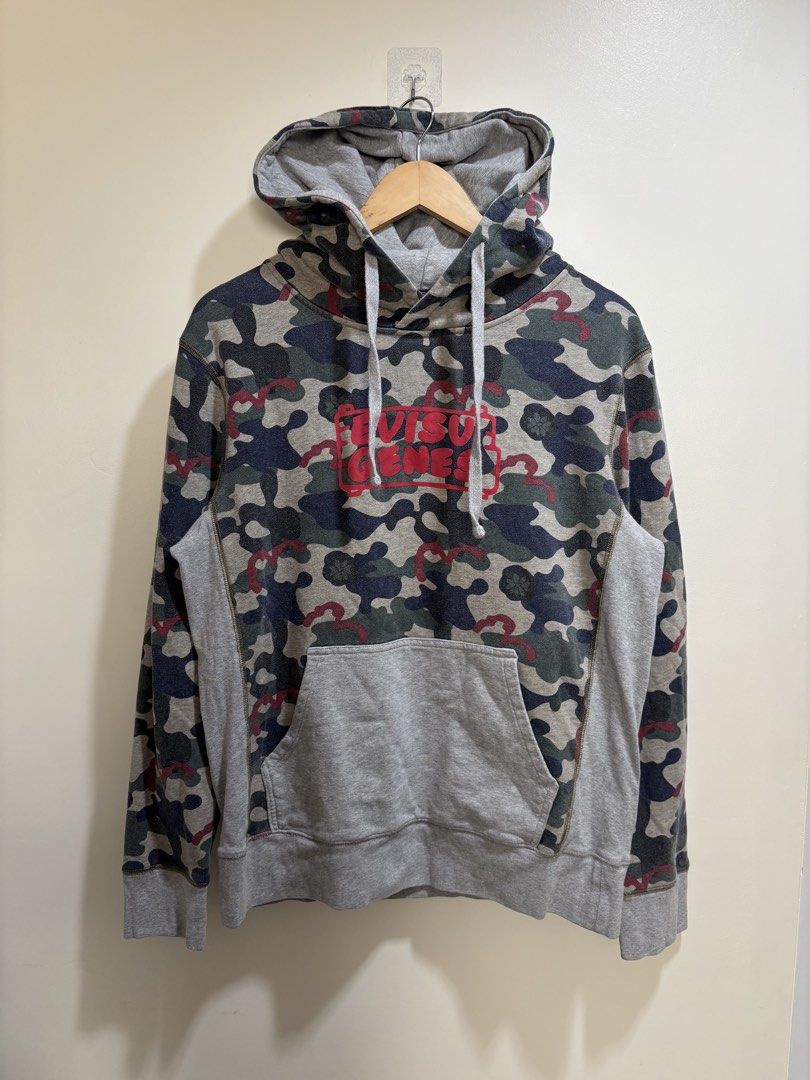 Evisu Genes Hoodie Jacket (Category: Hoodies) located in Manila. Submitted by buzz.garments (Listing ID 1448941729, Image 1). Description: Size: XL on tag Width: 22” Length: 26.5” - color may vary due to lighting. please manage your expectations-minimal and unseen flaws must be considered..