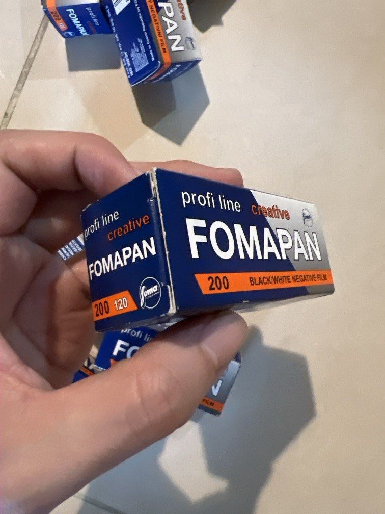 由 dogpupusoyummy (刊登 ID 1448916916，圖片 2) 提交，位於 新北市 (New Taipei) 的 Fomapan 200 120底片 2024 (類別：其他攝影配件)，說明：日期2024 不保證成效 入門街拍黑白。