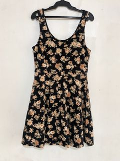 (Category: ) located in . Submitted by kcshops (Listing ID 1448998173, Image 1). Description: .