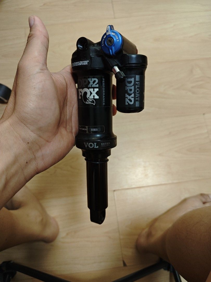 Fox Float DPX2 Performance (Category: Parts & Accessories) located in Singapore. Submitted by ravensworth (Listing ID 1448985998, Image 2). Description: - Fox Float DPX2 Performance rear shock -205x60 - Colour: Black - Adjustment Knobs: Red and Blue - Ideal for new bike builds or upgrades - Taken of Specialized Enduro.