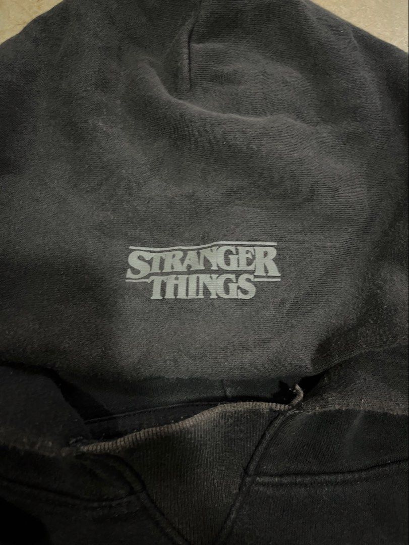 Gap x Stranger Things 4 Hoodie The Gap (Category: Hoodies) located in San Pedro. Submitted by lewisbadinas06 (Listing ID 1449001177, Image 3). Description: Gap x Stranger Things Hoodie 4 25L 22W.