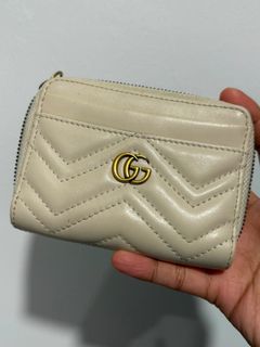 (Category: ) located in . Submitted by chiccarryalls (Listing ID 1448924187, Image 1). Description: .