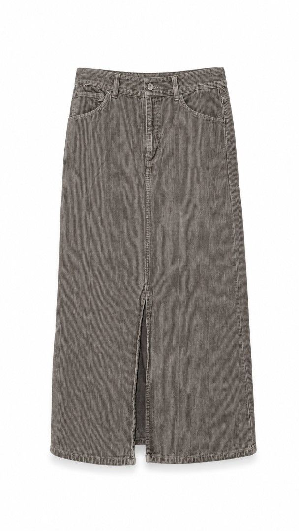 GU Corduroy Maxi Skirt with Front Slit (Category: Skirts) located in Manila. Submitted by sisasells (Listing ID 1449101511, Image 1). Description: - Grey corduroy maxi skirt from GU - Condition: Good - Size: Large - Features a front slit for easy movement - Negotiable - Classic five-pocket styling - Versatile piece for your wardrobe.