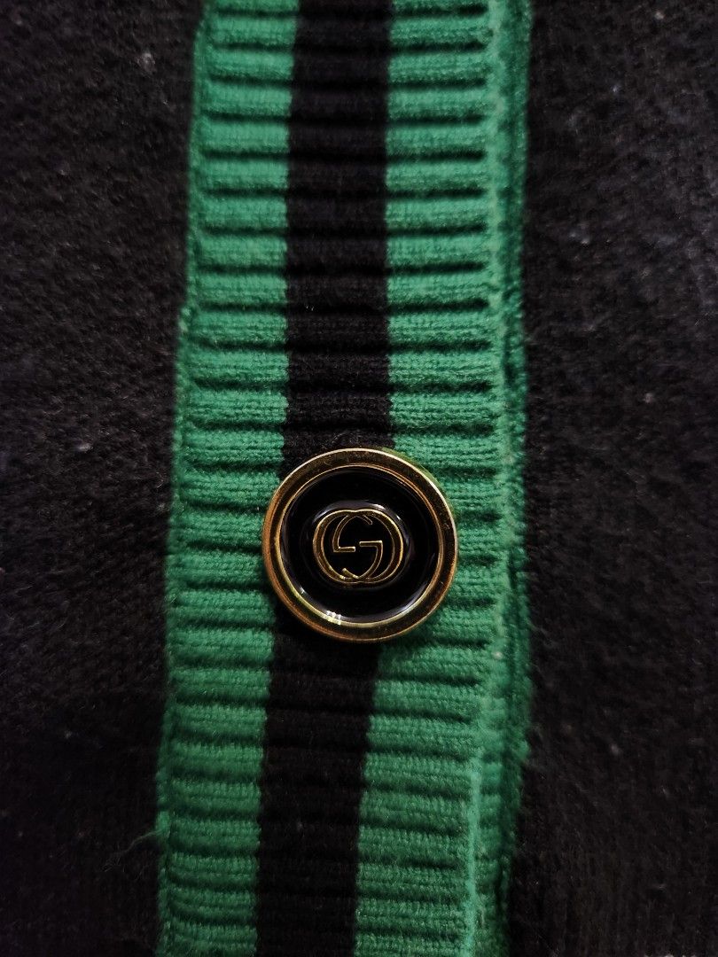 Gucci Cardigan (Category: Luxury Apparel) located in Bago City. Submitted by kbtgarments31 (Listing ID 1449027541, Image 2). Description: .