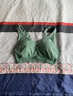 (Category: ) located in . Submitted by gwenshopsx (Listing ID 1448999251, Image 1). Description: .