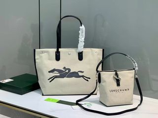 （分類：）位於 。 由 bellezza. 提交（商品編號 1448973370，圖片 1）。簡介： 。