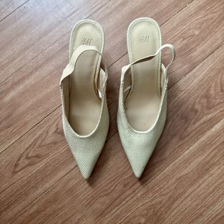(Category: ) located in . Submitted by alyssa.mm (Listing ID 1448917636, Image 1). Description: .