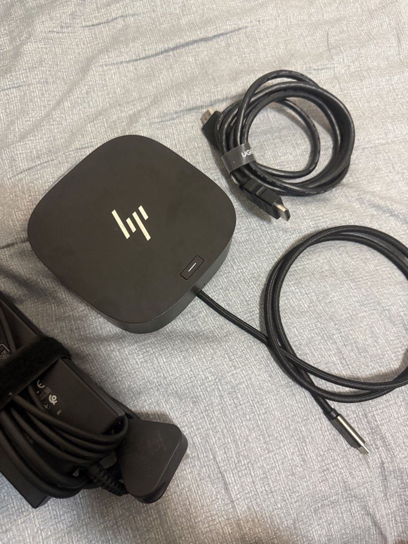 HP USB-C Dock G5 docking station with power adapter