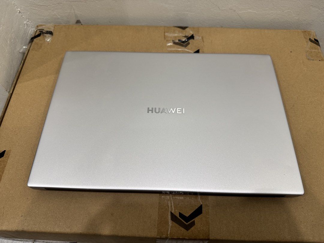 Huawei Matebook D14 (Category: Laptops & Notebooks) located in General Trias. Submitted by syracus2020 (Listing ID 1449064617, Image 3). Description: Unit only Specs: Mystic Silver | 14in FHD (1920x1080) IPS, 250 nits | Intel Core i3-10110U processor | 8GB RAM DDR4| 256GB NVMe PCIe SSD | Integrated Intel UHD Graphics 620 | Windows 10 Home The unit is still working but with damaged LCD. Touch pad has stain but still working. Location: Cavite/Pasig
