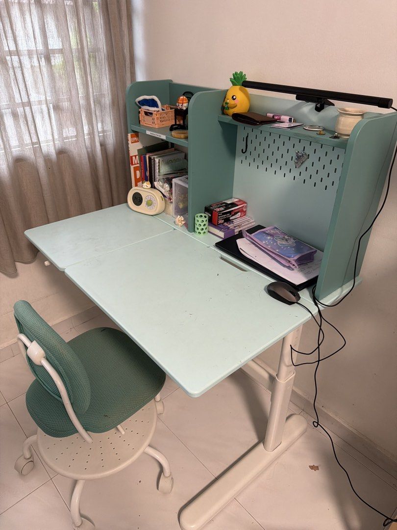 IKEA study table (Category: Tables & Sets) located in Singapore. Submitted by li.yuelu (Listing ID 1448961546, Image 1). Description: .
