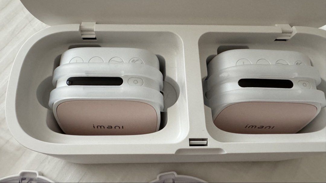 Imani i2 Pro breast pump with Bag (Category: Breastfeeding & Bottle Feeding) located in Muntinlupa City. Submitted by champange101 (Listing ID 1448901659, Image 3). Description: With box Complete set includes: 2 collecting cups 2 motors Charging dock 21mm flange inserts (unused) Lightly used for 2 weeks Pump bag will be included (unused) - unbranded Free: 17, 18, 19mm flange inserts.