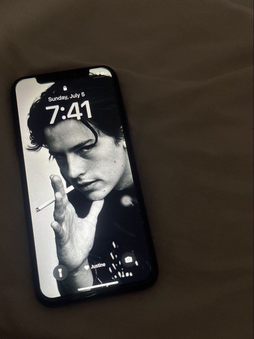 iPhone X 256 GB (Category: iPhone X Series) located in Manila. Submitted by hermes.luna_ (Listing ID 1449101039, Image 1). Description: iPhone X 256GB SpaceGray Factory Unlock Malinaw both cam nag gho ghost touch minsan lang but still nagagamit pa naman and need palitan battery nasa 3k pagawa rfs: pang milk and diaper ng baby ko.
