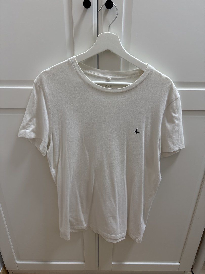 Jack Wills logo tee （分類：T-shirt、恤衫、有領衫）位於 Hong Kong。 由 closet__store 提交（商品編號 1449061656，圖片 2）。簡介： Made in Portugal。