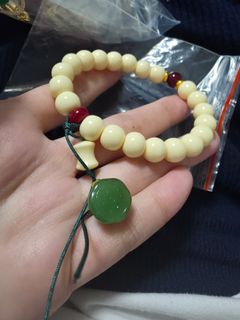 (Category: ) located in . Submitted by tiffanytreasurehuntshop (Listing ID 1449037831, Image 1). Description: .