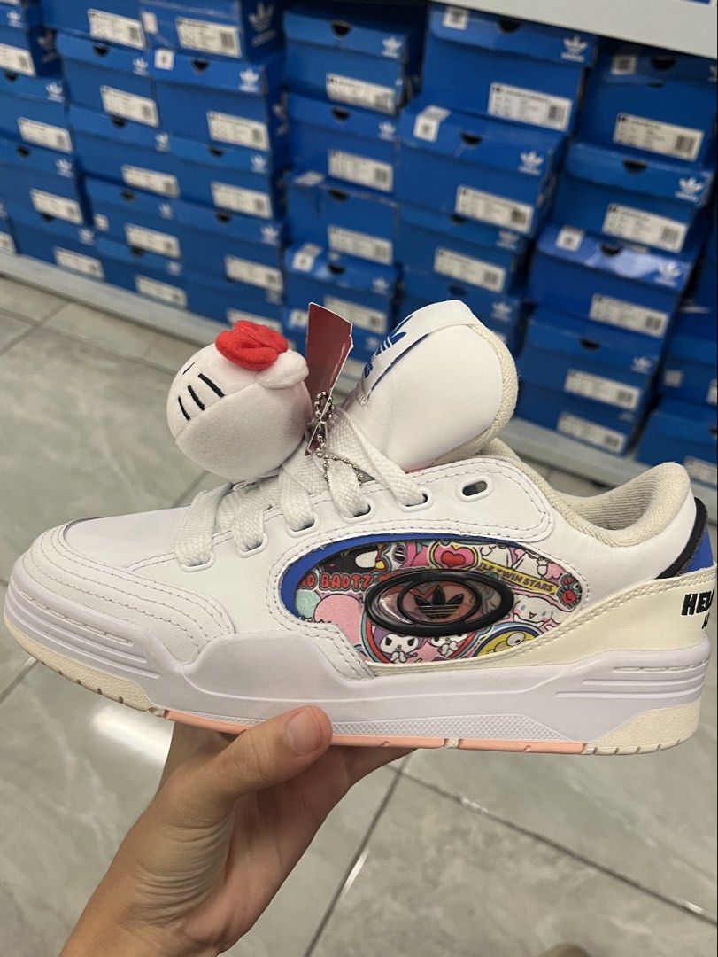 JASTIP HELLO KITTY X ADIDAS (Kategori: Sepatu Wanita) berada di Jakarta Pusat. Dikirim oleh nkomatsu (ID iklan 1449013547, Gambar 1). Deskripsi: negotiable, brand new dari outlet resmi adidas original 100%.