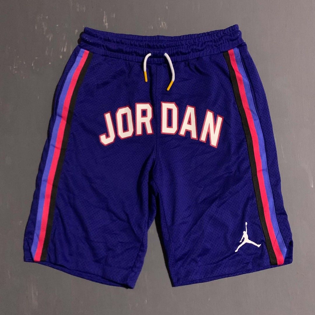 Jordan DNA Shorts (Category: Shorts) located in Quezon City. Submitted by imaginarythrifter (Listing ID 1449061090, Image 1). Description: Excellent Condition No flaws Cut Maintag but have washtag Measurement by INCH Waist 34 - 38 Length 20 Still negotiable Details already posted Make offer for fast transaction.
