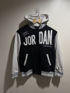 (Category: ) located in . Submitted by buzz.garments (Listing ID 1449100614, Image 1). Description: .