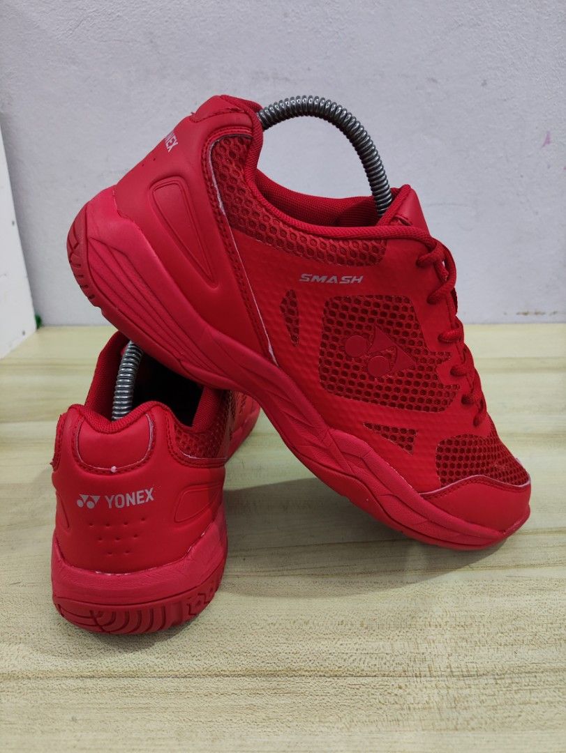 Kasut Badminton Yonex Smash 8.5uk (Category: Casual shoes) located in Kota Bharu. Submitted by ezwanpt-39893 (Listing ID 1448965619, Image 1). Description: - Kasut Badminton Yonex Smash - Original Yonex - Bersaiz 8.5uk (27cm) - Sesuai untuk Badminton & Indoor Sport - Condition Padu - COD area KB - Pos bayar J&T .