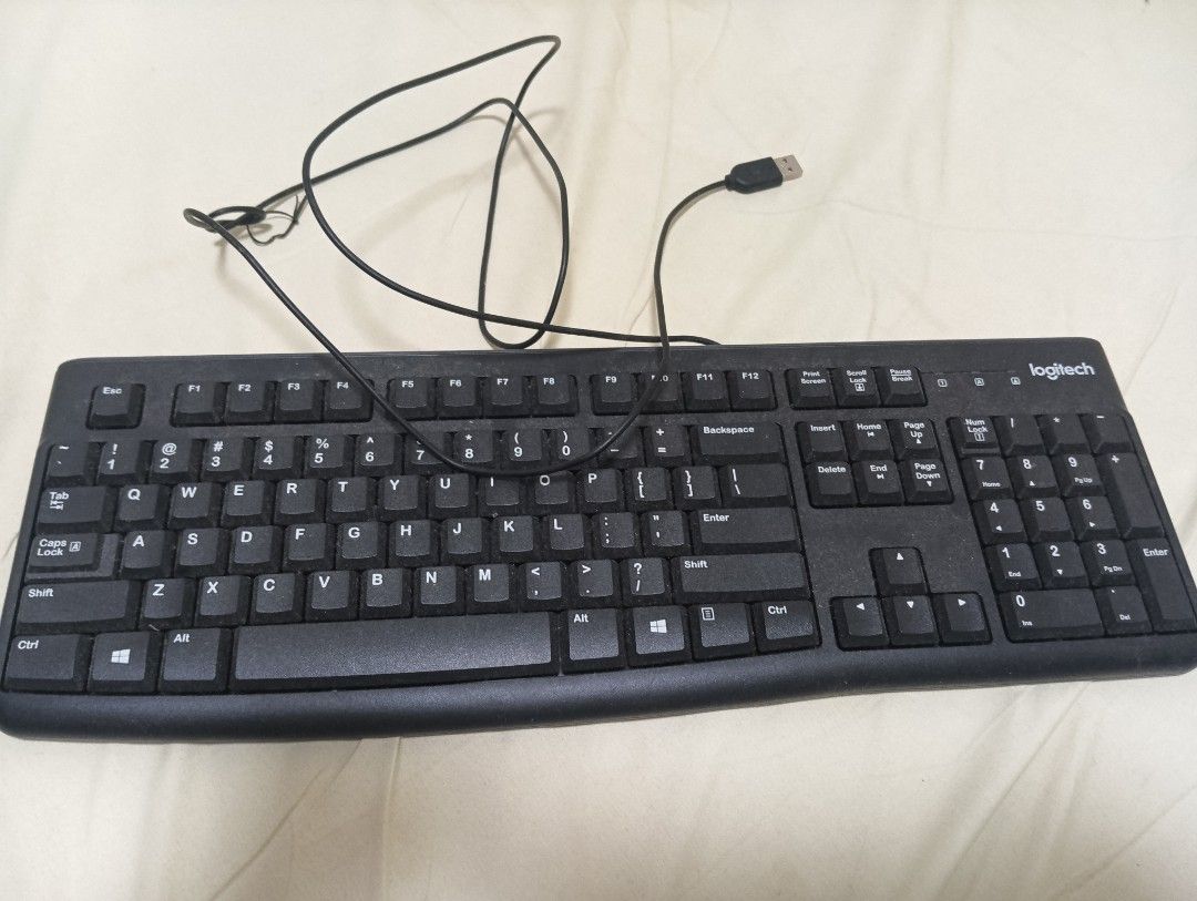 Logitech K120 USB Wired Keyboard (Never used)506839348628705281