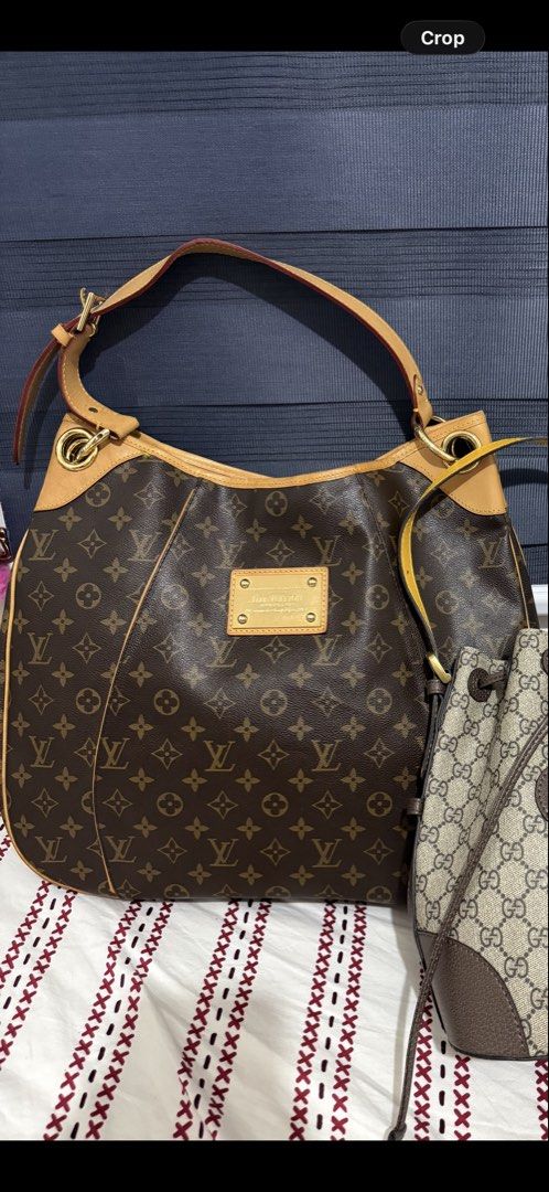 Louis Vuitton Galleria GM (Category: Luxury Bags & Wallets) located in Malasiqui. Submitted by heyitsmejenni (Listing ID 1448941174, Image 1). Description: Super ganda in actual!! Normal signs of usage but in very good condition .