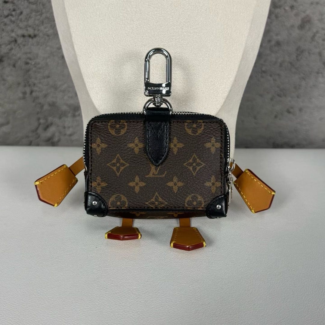 由 wd.select.shop (刊登 ID 1448905696，圖片 3) 提交，位於 桃園市 (Taoyuan) 的 Lv老花錢包/零錢包 (類別：精品包與皮夾)，說明：*商品約五至七天到台 *保證正品歡迎驗貨 *精品代購 【商品】: 錢包 【狀況】: 如圖 【尺寸】: F 【價格】: 32880 【備註】：匯款後7-11店到店+60。