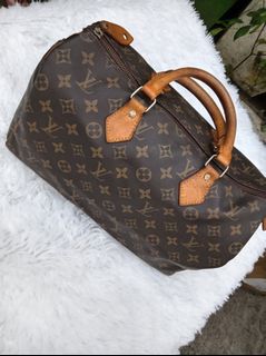 (Category: ) located in . Submitted by shoptokyothrift (Listing ID 1449015456, Image 1). Description: .