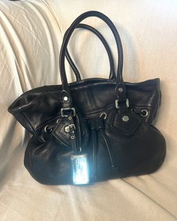 (Category: ) located in . Submitted by pr3ttysboutique (Listing ID 1448913559, Image 1). Description: .