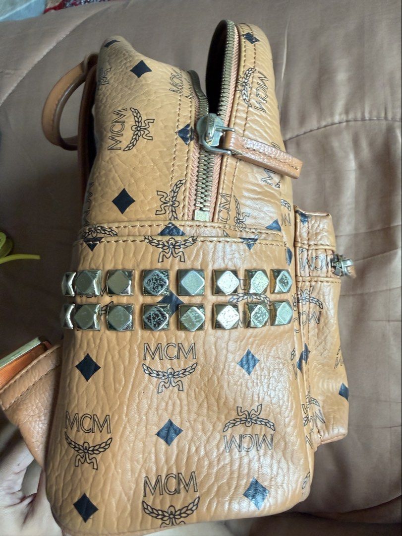 MCM Backpack (Category: Backpacks) located in Muar. Submitted by sh4.y477 (Listing ID 1448993121, Image 3). Description: MCM Backpack.