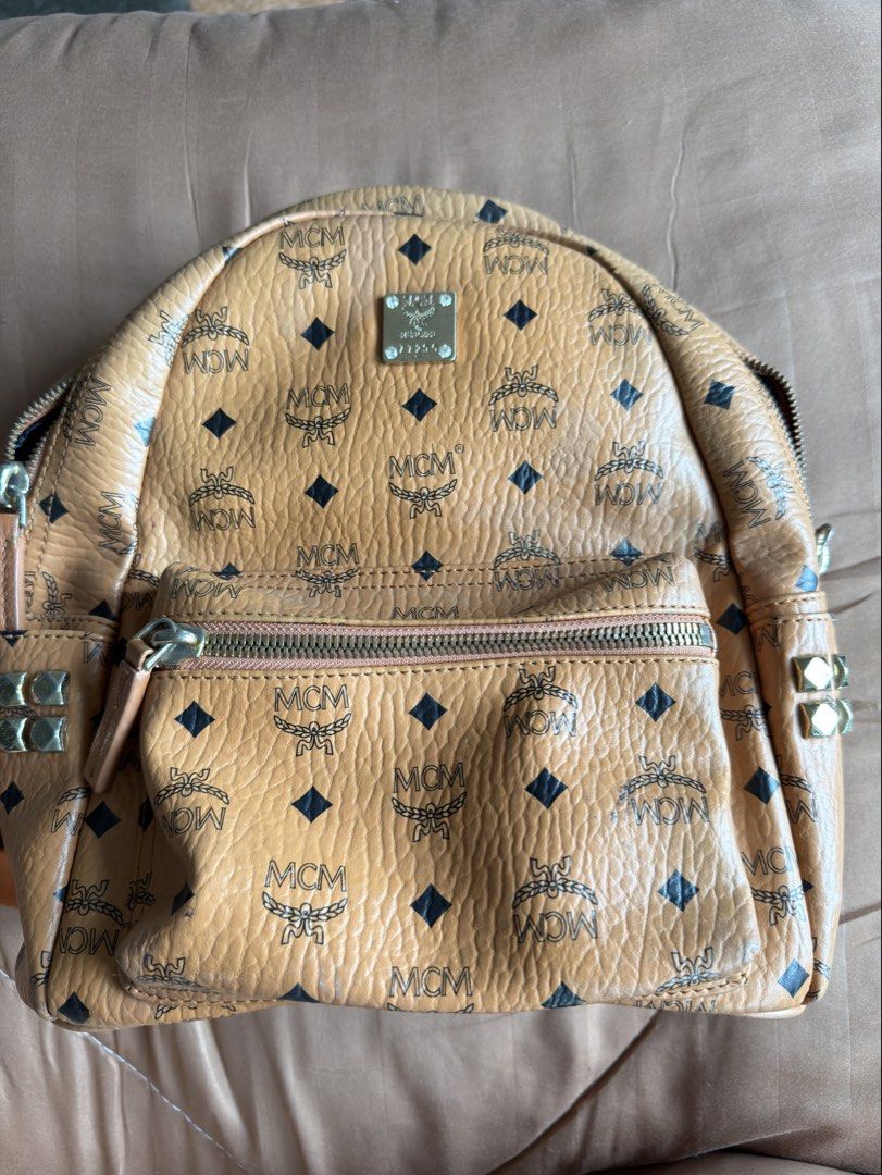 MCM Backpack (Category: Backpacks) located in Muar. Submitted by sh4.y477 (Listing ID 1448993121, Image 1). Description: MCM Backpack.