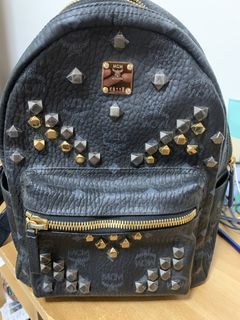 (Category: ) located in . Submitted by nttle (Listing ID 1448932261, Image 1). Description: .
