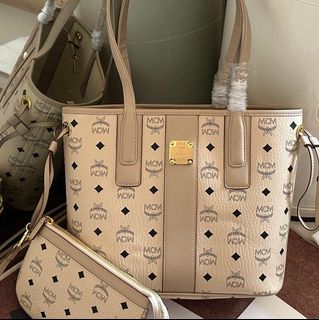 （分類：）位於 。 由 bellezza. 提交（商品編號 1448963155，圖片 1）。簡介： 。