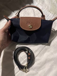 (Category: ) located in . Submitted by kellysthrift_ (Listing ID 1448934562, Image 1). Description: .
