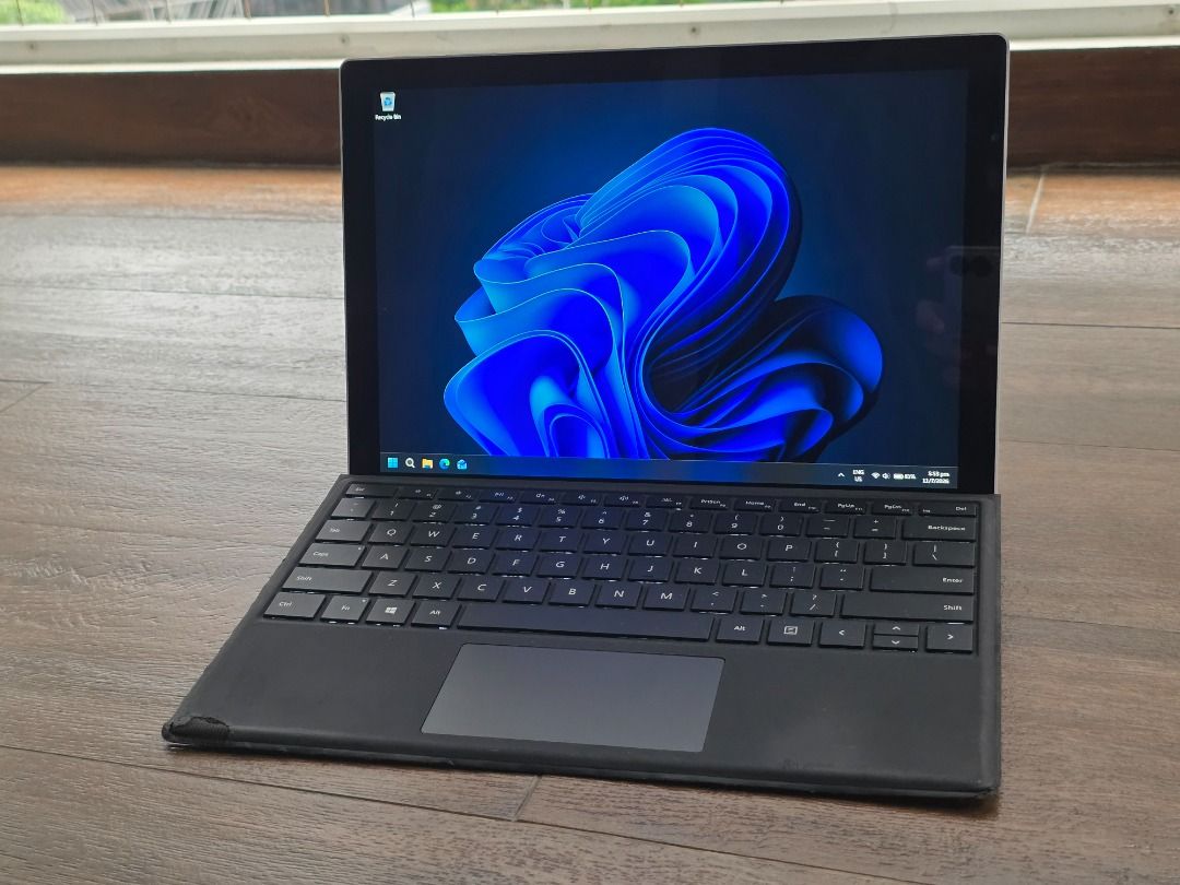 Microsoft Surface Pro 7 Plus,  I5 11gen with 16GB Ram 256 SSD