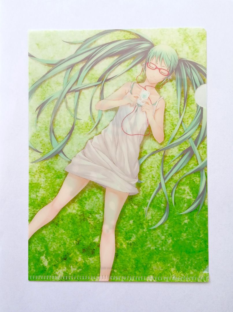 Miku Hatsune Vocaloid A5 Clear File Folder Type B (Category: Stationery & School Supplies) located in Iloilo. Submitted by jrmagallanes78 (Listing ID 1449049949, Image 1). Description: A5 size clear file folder featuring anime Vocaloid Miku Hatsune. Item is UNSEALED and in EXCELLENT condition. Dimensions: A5 size, approx 155mm x 218mm Material: plastic Item condition grading: EX (EXCELLENT) - unsealed, no readily visible damage to surface or edge