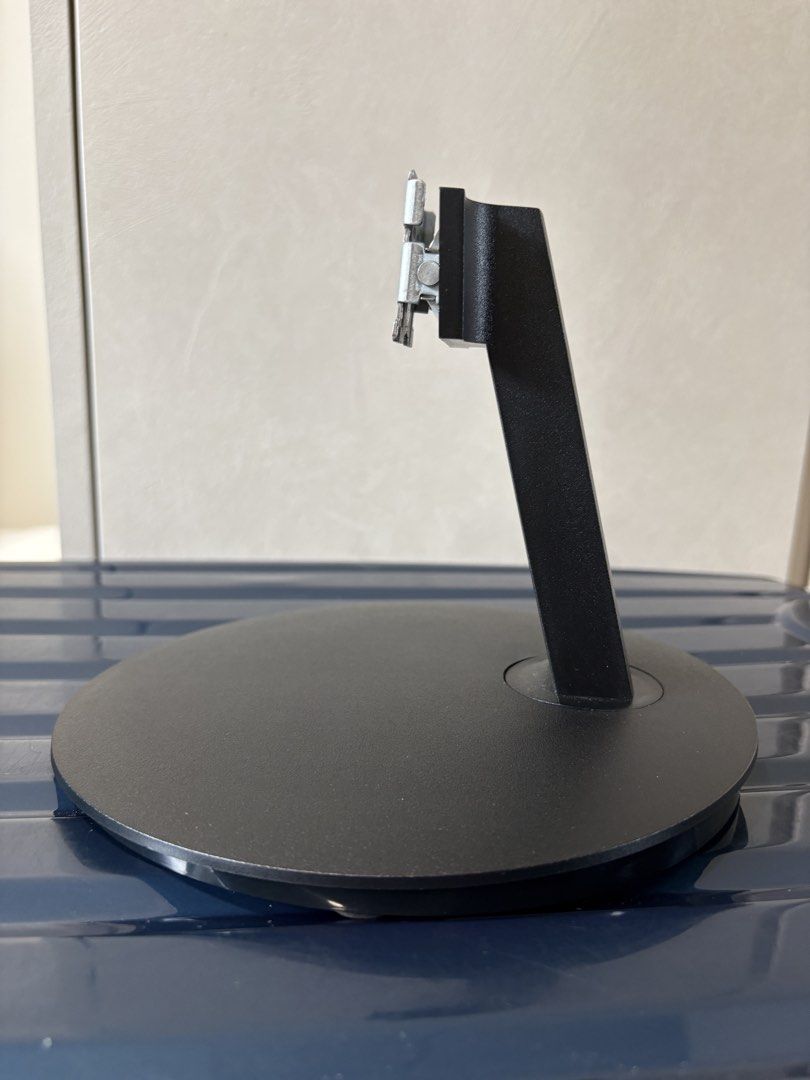 Lecoo Monitor Stand Base (Category: Monitor Screens) located in Singapore. Submitted by zzzzbhubsj (Listing ID 1448929962, Image 2). Description: - Monitor stand base - Please check measurements in the pictures for compatibility.