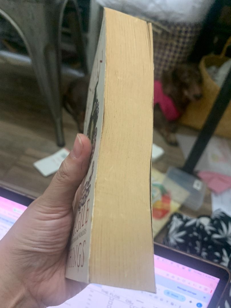 Neil Gaiman - Fragile Things (Category: Storybooks) located in Marikina City. Submitted by theflos (Listing ID 1448981822, Image 2). Description: .