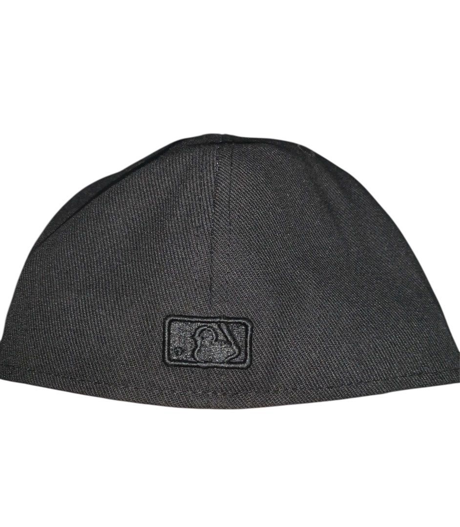 New Era LA Dodgers Black Fitted Cap 75/8 (Category: Caps & Hats) located in Bulacan. Submitted by slowburnph (Listing ID 1449027169, Image 3). Description: - Brand: New Era - Model: 59FIFTY - Team: LA Dodgers - Collection: Cooperstown - Color: All Black - Embroidery: All Black - Size: 7 5/8 - Features: Flat brim, MLB logo on back - Ideal for: Any LA Dodgers fan.