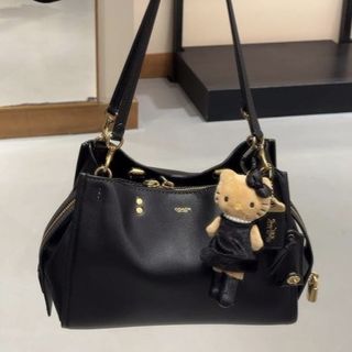 (Category: ) located in . Submitted by outlet_seller_jennie (Listing ID 1449100713, Image 1). Description: .