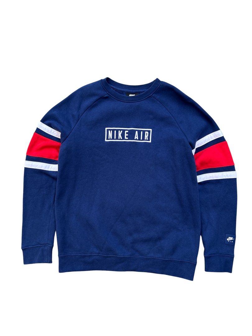 Nike Air Crewneck (Category: Coats, Jackets and Outerwear) located in Angeles City. Submitted by outboxph (Listing ID 1449033274, Image 1). Description: CODE: QH5 N.i.k.e. Air Crewneck Authentic/Legit with tag and wash tag Size: XL on tag (best fit to medium) Dimensions: 25L x 20W Sleeve Length: 20L Condition: 9/10 .