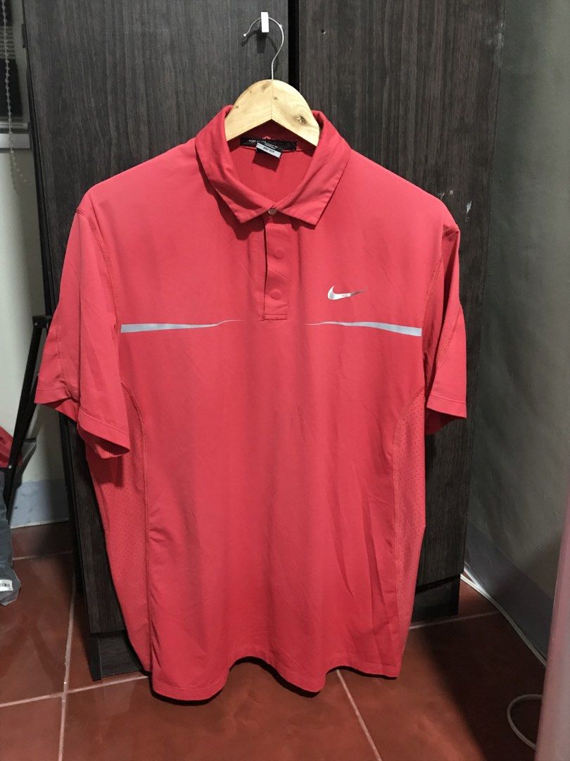 Nike Tigerwoods Collection Golf Polo (Category: Tshirts & Polo Shirts ) located in Bulacan. Submitted by dailybumps (Listing ID 1448912658, Image 2). Description: 22.5x29 Authentic No issue Not fade Perfect for Golfing or casual wear ⛳️ With Reflectorize logo at the back .