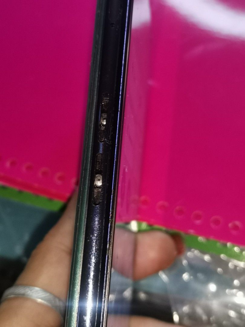Oppo Reno 7 5g (with issue) (Category: OPPO) located in Manila. Submitted by len_15 (Listing ID 1448948811, Image 2). Description: oppo Reno7 5g (256GB) may issue nasa picture pero di naman nakaka apekto sa performance tapos natanggal button ng up & down yan ang issue. manila meet up personal used ko sya i have new cp na.