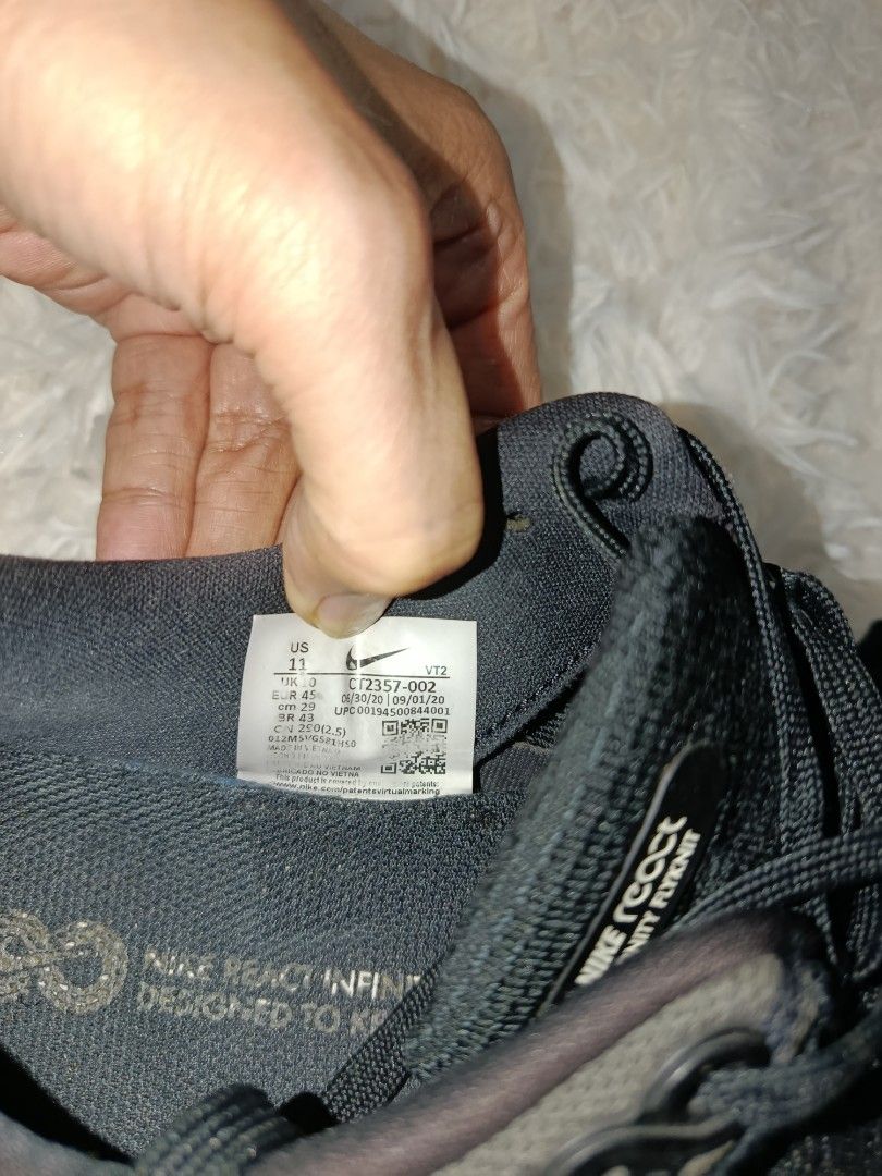 Original black Nike REACT INFINITY FLYKNIT size 11 (Category: Sneakers) located in Quezon City. Submitted by kristal68 (Listing ID 1407759434, Image 2). Description: decluttering!!! as is Still looks nice.