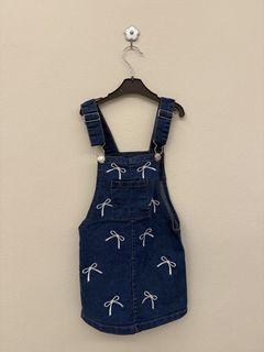 (Category: ) located in . Submitted by wardrobeyaya (Listing ID 1449008567, Image 1). Description: .