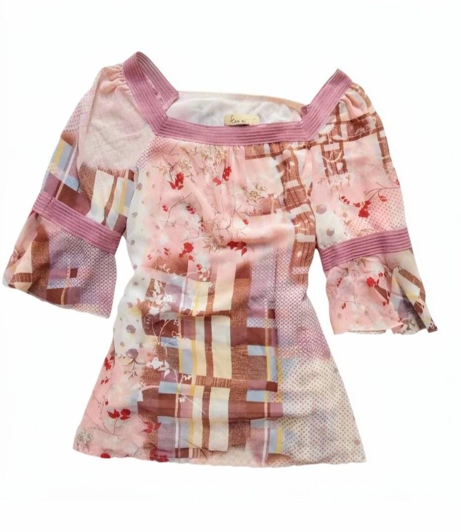 Patchwork top (Category: Longsleeves) located in Valenzuela. Submitted by ririn_curated (Listing ID 1448998671, Image 1). Description: stylish patchwork top featuring mixed fabric panels and colors for a unique, eye-catching look. please note: color may slightly vary due to lighting and screen settings. size: M-L.