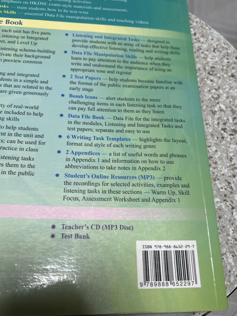 Performance Plus 2 （分類：教科書）位於 Hong Kong。 由 gentlemoon_e37895 提交（商品編號 1449058097，圖片 2）。簡介： 得幾頁寫咗字。