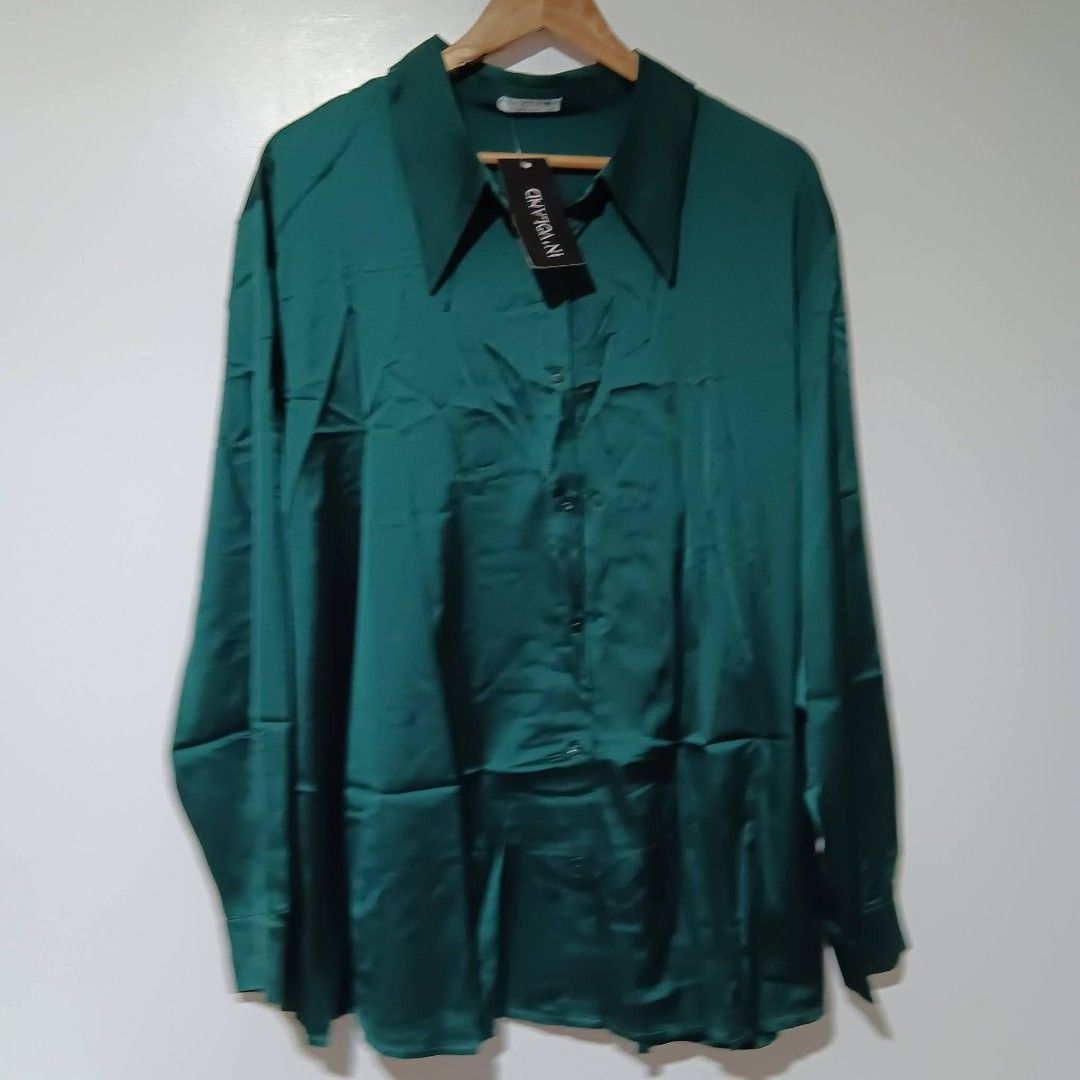 Plus size silk polo blouse (Category: Blouses) located in Binangonan. Submitted by darlen21 (Listing ID 1449068332, Image 3). Description: .