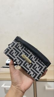 (Kategori: ) berada di . Dikirim oleh clearing_wardrobebyme (ID iklan 1449021756, Gambar 1). Deskripsi: .