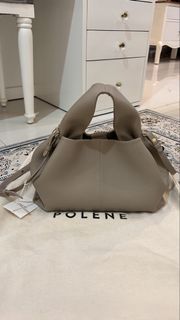 (Kategori: ) berada di . Dikirim oleh preloved.runa (ID iklan 1448990430, Gambar 1). Deskripsi: .