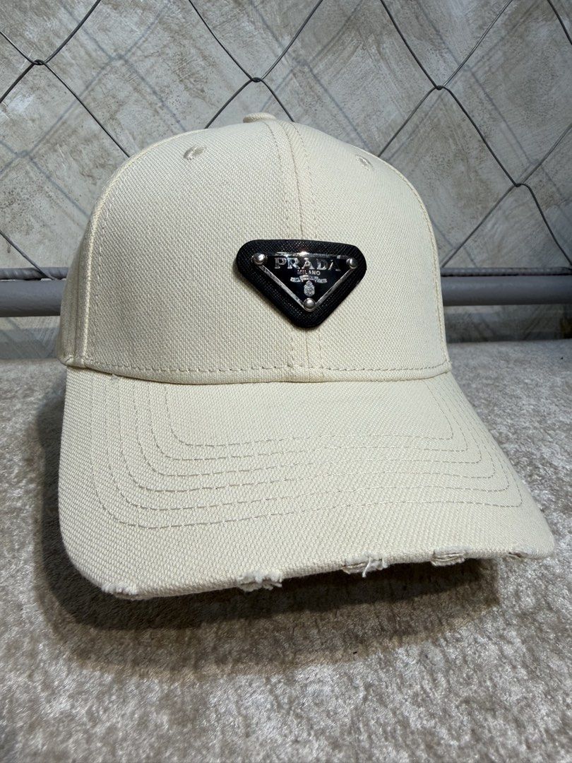 Prada Milano Baseball Cap Beige (Category: Caps & Hats) located in Manila. Submitted by ardobe.mnl (Listing ID 1448955069, Image 3). Description: Good asnew No issue.
